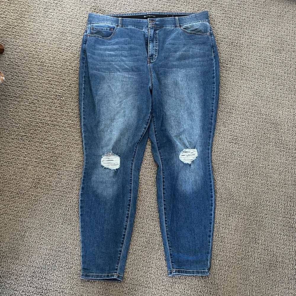 Fashion to Figure distressed skinny jeans
